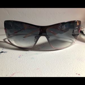 Pink and pearl Versace Sunglasses 😎